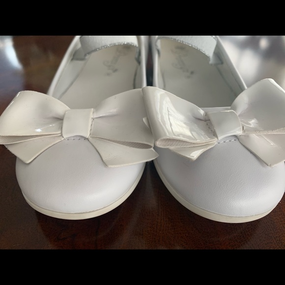 Primigi Girls Mary Jane’s- 36EU/4U.S. - Picture 3 of 6